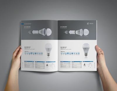 科技美學(xué)新篇章 美高品牌電子產(chǎn)品畫冊的平面設(shè)計(jì)藝術(shù)